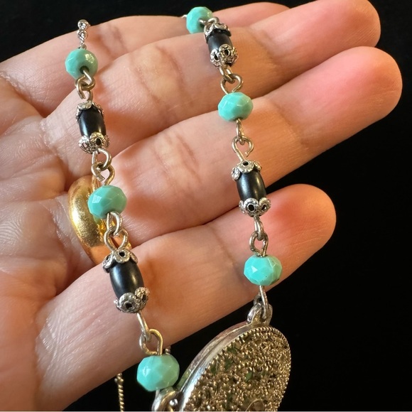 1980s Vintage Nina Ricci for Avon (Signed NR) Dreamcatcher Pendant Necklace - Picture 12 of 14